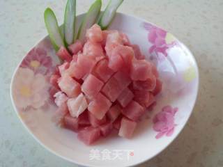 清炒肉青豆的做法步骤：2