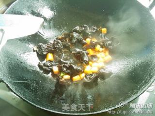 家常四喜小炒--素炒虎皮鹌鹑蛋的做法步骤：5
