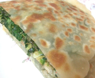荠菜月牙煎饼的做法步骤：4