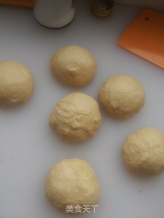 海苔肉松排包的做法步骤：3