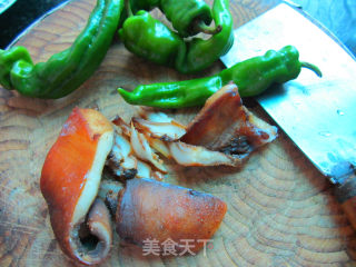 小炒猪脸皮肉的做法步骤：1
