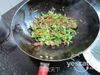小炒猪脸皮肉的做法步骤：8
