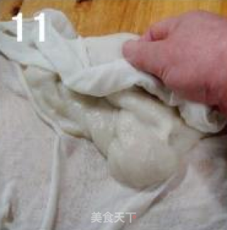 两款老北京小吃“驴打滚”的做法步骤：9
