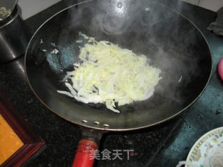 酱香白菜炒粉的做法步骤：4