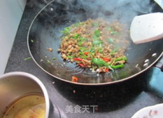 辣炒生肠的做法步骤：6