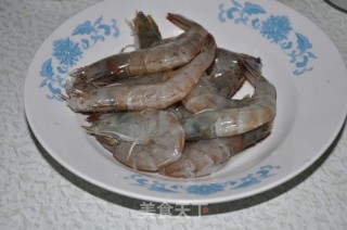 菠萝咕咾虾的做法步骤：2