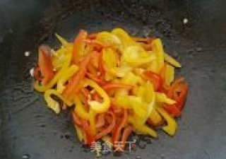 彩椒炒煎蒸鱼的做法步骤：5