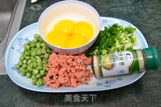 中华小当家——【黄金蛋炒饭】的做法步骤：1