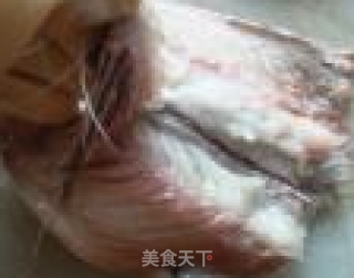 酸菜鱼火锅的做法步骤：2