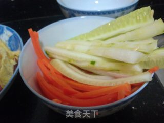 寿司的做法步骤：1