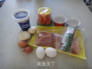 培根小番茄烤蛋的做法步骤：1