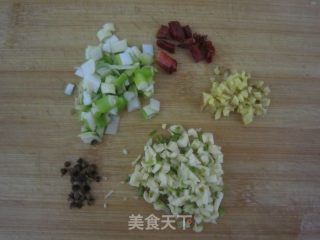【凉拌菠菜】---清新小凉菜的做法步骤：4