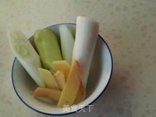 清炖牛肉萝卜的做法步骤：4