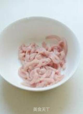 肉丝炒拉皮的做法步骤：2