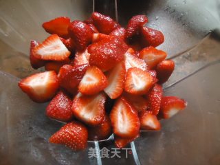 自制草莓酱的做法步骤：2