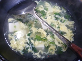 菜芯干鸡蛋豆腐汤的做法步骤：6