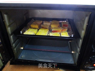 营养全面的水果吐司布丁的做法步骤：4