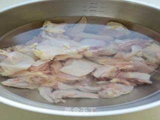 小鸡炖蘑菇的做法步骤：3