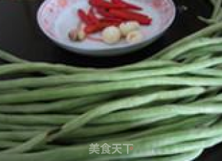 辣炒长豆角的做法步骤：1