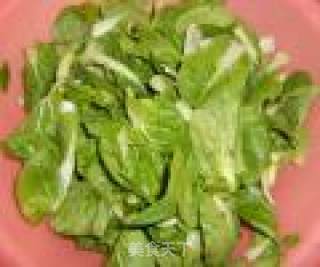 香菇青菜的做法步骤：1