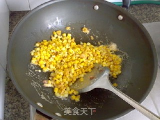 蛋黄松子炒玉米的做法步骤：9
