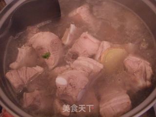 可乐排骨的做法步骤：4