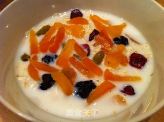Muesli 瑞士果蔬燕麦片(冷）的做法步骤：9