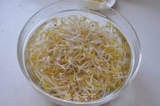 肉末豆芽的做法步骤：3