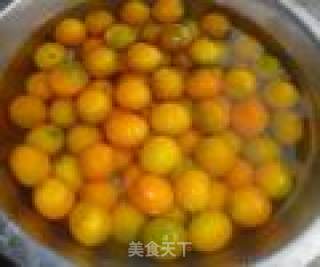 金桔蜜饯的做法步骤：1
