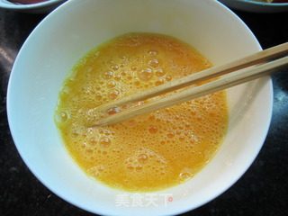 蛋炒莴笋的做法步骤：2