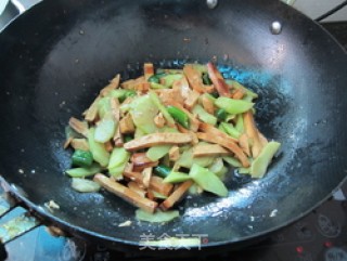 香干莴笋片的做法步骤：7