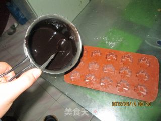 【蝶恋花】diy巧克力的做法步骤：7