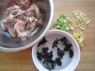 羊肉泡馍的做法步骤：2