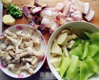 腌笃鲜的做法步骤：2