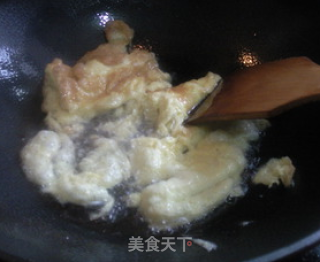 辣椒炒鸡蛋的做法步骤：3