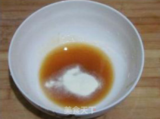 豆沙蛋黄月饼的做法步骤：2