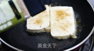 三要点做出外焦内嫩的街头人气小吃——铁板豆腐的做法步骤：5