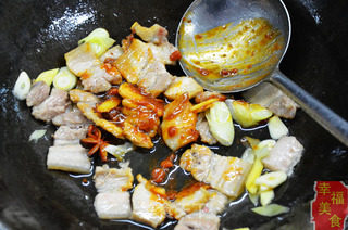 爽滑美味的花肉酱焖慈姑的做法步骤：6