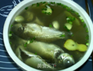鲫鱼汤的做法步骤：9