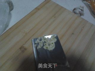素炒油麦菜的做法步骤：2