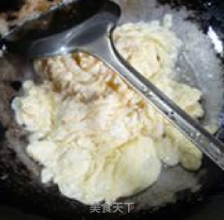 雪菜炒鸭蛋的做法步骤：5