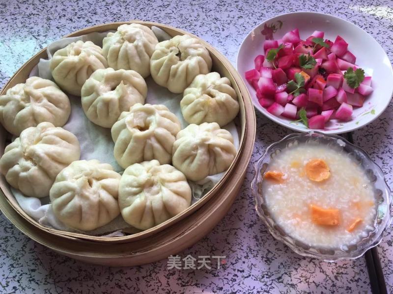 小青de美食---香菇肉包的做法