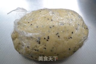 我家的过年必备小吃-【炸麻叶】的做法步骤：4