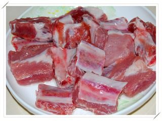糖醋排骨的做法步骤：2