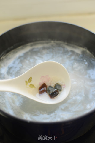 皮蛋瘦肉粥的做法步骤：5