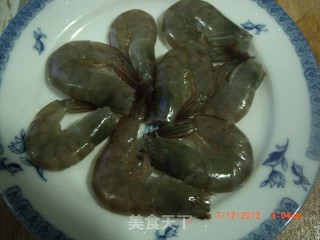 大头菜炒虾的做法步骤：3