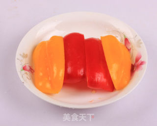 打开健康之门----炝拌五色蔬菜塔的做法步骤：2