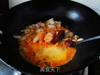 百吃不厌的下饭菜----辣白菜炒五花肉的做法步骤：8