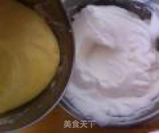 小戚风的做法步骤：8