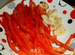 蒜苔炒腊肠的做法步骤：1